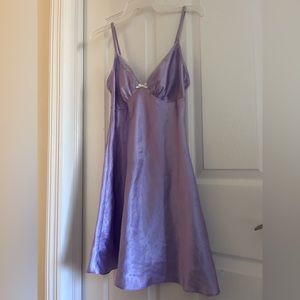 Women’s light purple nightgown